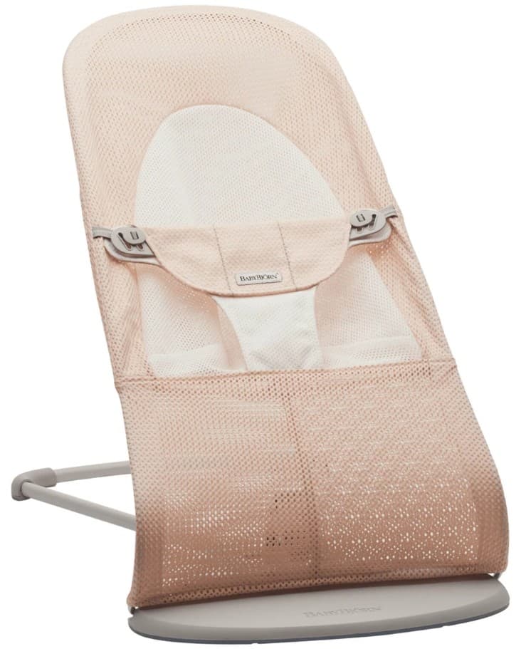 Sezlong BabyBjorn Balance Soft Pearly Pink/White, Mesh