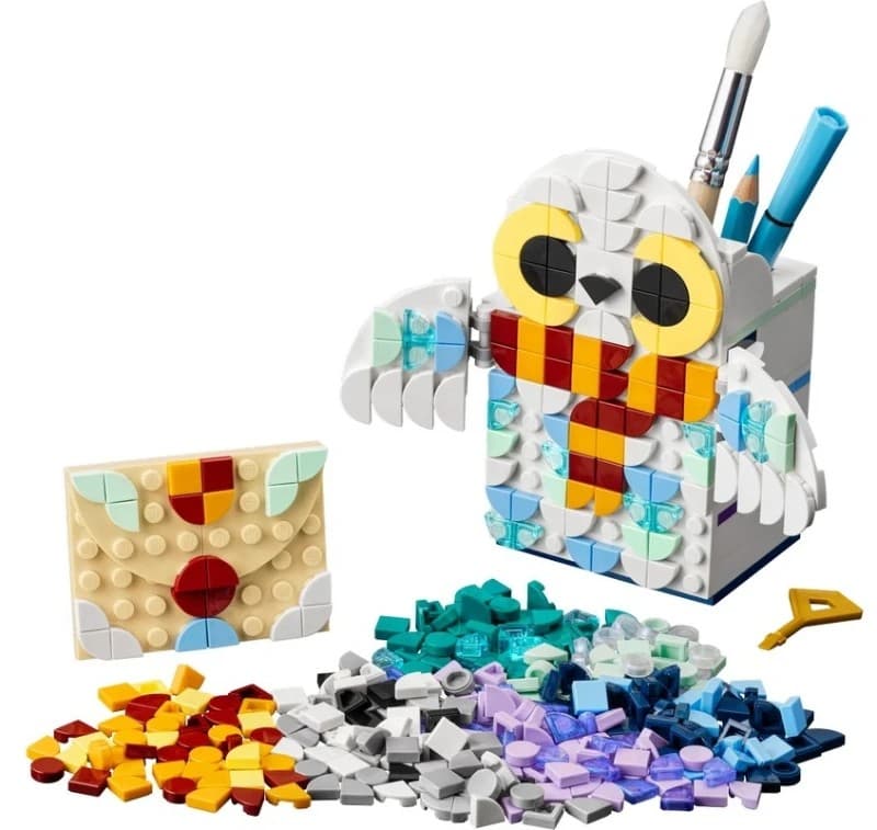 Конструктор LEGO Dots: Hedwig Pencil Holder 41809