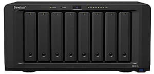 Сетевое хранилище данных Synology DS1821+