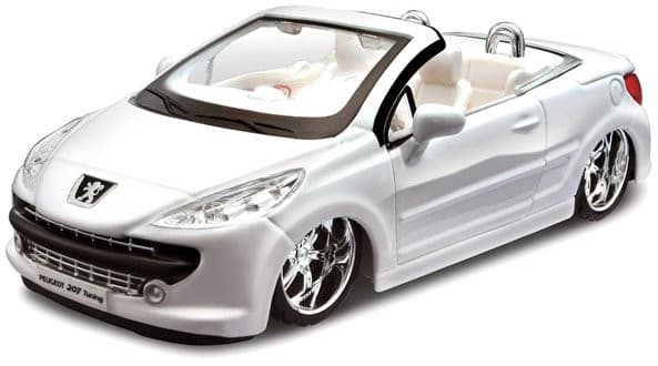 Машинка BBURAGO Peugeot 207 Epure